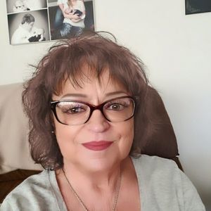 Meet your Posher, Karin